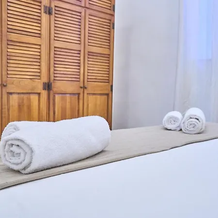 Hotel Vico Paradisiello 12 *